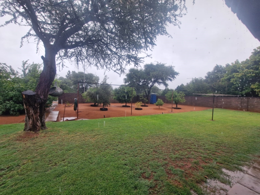 4 Bedroom Property for Sale in Kathu Northern Cape